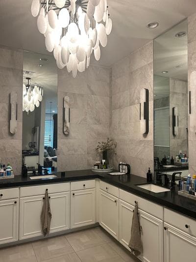 Clean bathroom